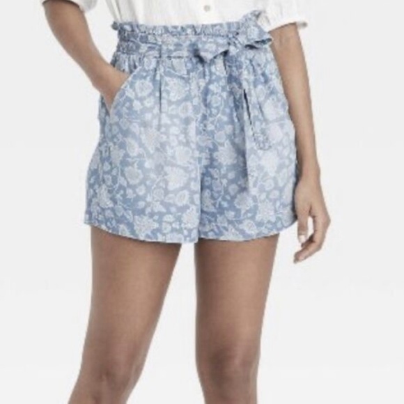 Knox Rose Paper-bag Distressed Chambray Floral Boho Shorts with Waist-tie Sz M - Picture 2 of 10